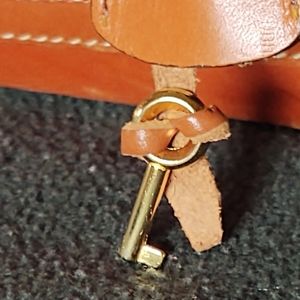 Dooney & Bourke
